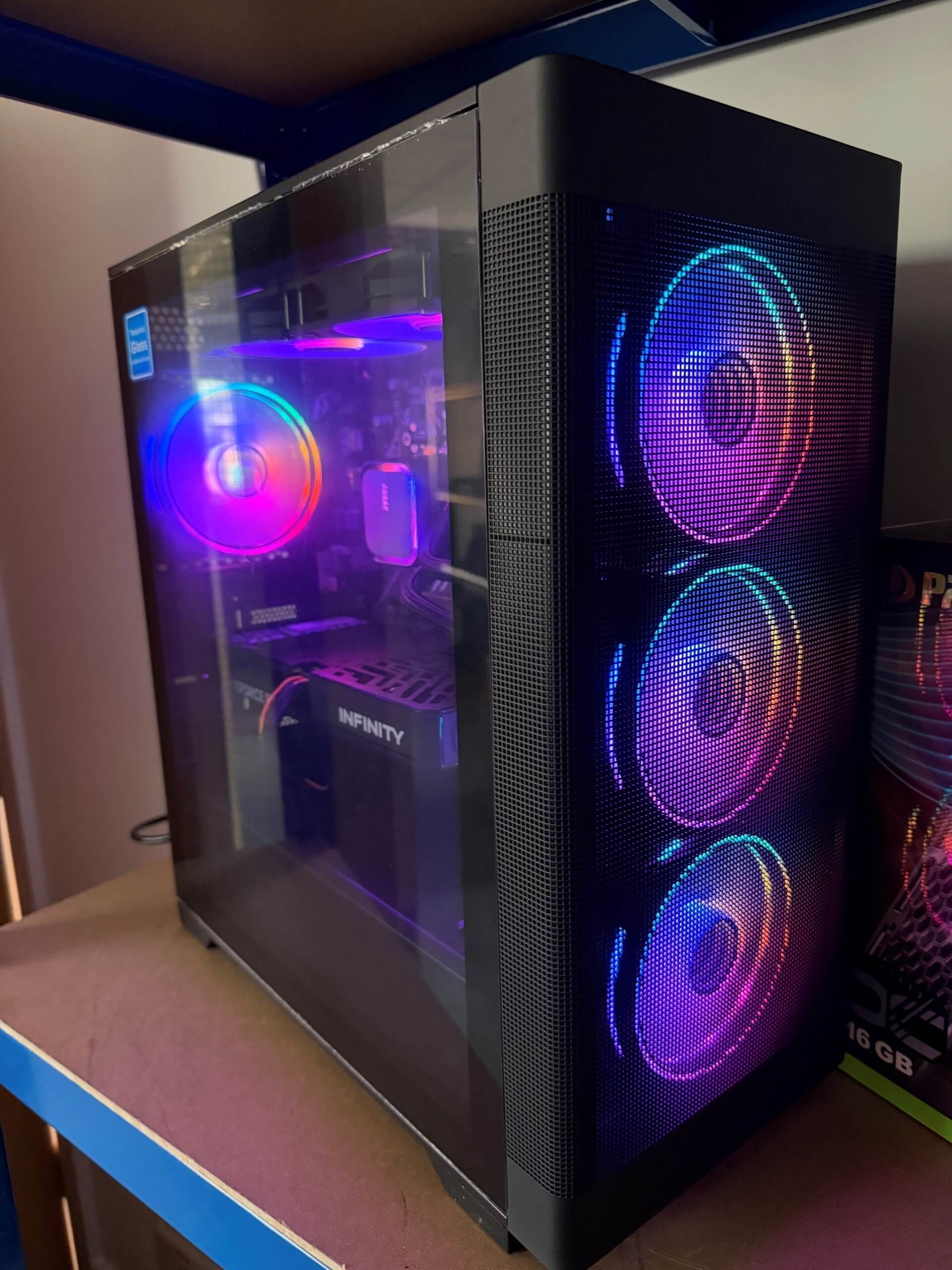 G Power Gaming PC "Zephyr" Ryzen 5-5600XT,16GB DDR4,1TB Nvme,RTX5060 8GB,Wifi,Win11Pro